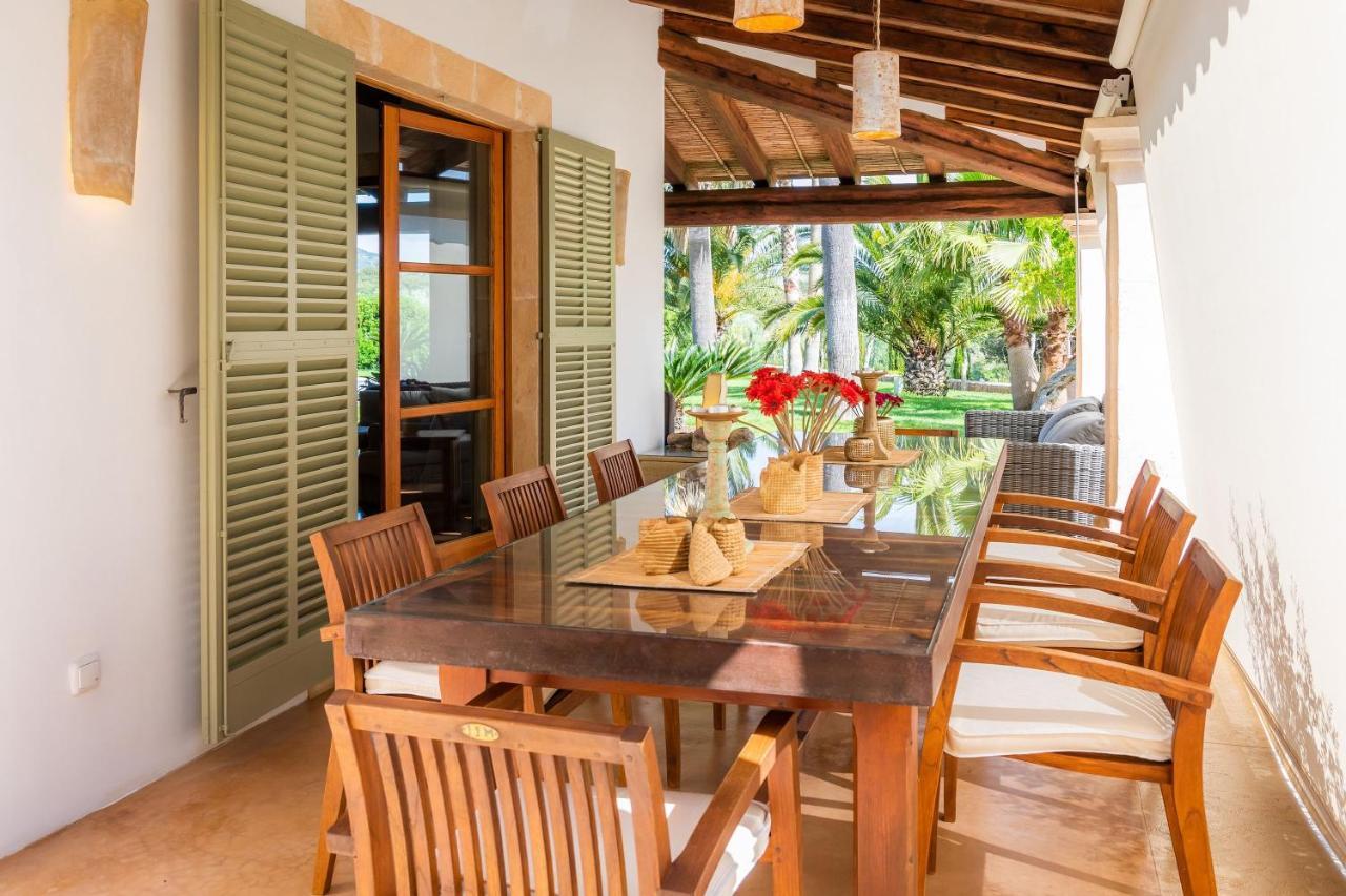 Xisco Villa *